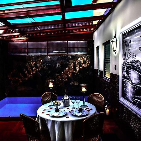 Genus Motel (Adults Only) Убераба Экстерьер фото