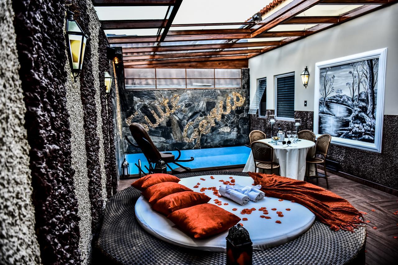 Genus Motel (Adults Only) Убераба Экстерьер фото